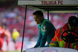 El cancerbero de los Diablos y de la Selección Nacional se lesionó la rodilla izquierda al salir a cortar un ataque del León. Talavera perderá el resto del torneo