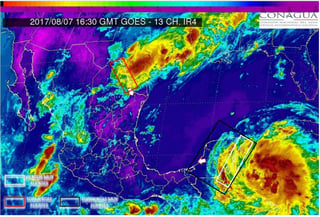 Para las próximas horas, el Servicio Meteorológico Nacional prevé tormentas puntuales muy fuertes en la península de Yucatán y fuertes en Coahuila. (ESPECIAL)