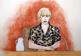El jurado también determinó que la madre de Swift, Andrea, y uno de sus representantes, Frank Bell, ambos demandados por Mueller, estaban en su derecho de reportar la agresión a la emisora en la que trabajaba el locutor y de la que fue despedido. (AP)