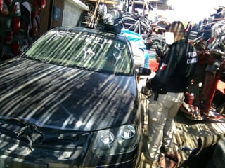Operativo. Se clausuraron dos establecimientos y se recuperó un vehículo con reporte de robo por parte de Fuerza Coahuila. (EL SIGLO DE TORREÓN) 
