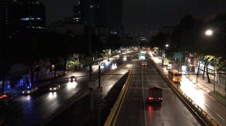 El secretario de Obras de la Ciudad de México, Edgar Tungüí, informó que a las 5:00 horas de este martes fue abierto el paso a desnivel. (TWITTER)