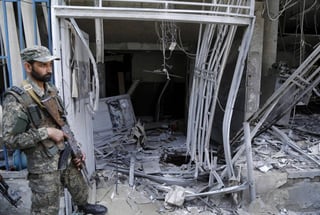 Explosión. El atentado fue reivindicado por los talibanes en vísperas de la fiesta musulmana del Eid al Adha. (EFE)