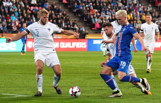 Finlandia consiguió su primera victoria en la eliminatoria mundialista y le propinó un duro golpe a Islandia. (EFE)