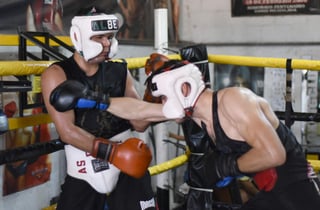 Los boxeadores profesionales Miguel Ángel “Manchita” Ramos y Alberto “Betote” Contreras dieron por terminadas sus respectivas preparaciones.