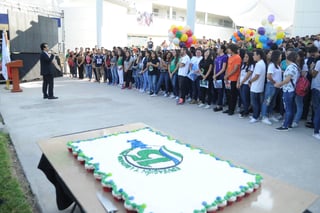 Celebran. Comunidad Tecmilenio celebra 15 años de su fundación con eventos en todos sus campus. (RAMÓN SOTOMAYOR)