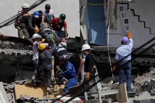 Miedo. Algunos duranguenses que se encontraban en la Ciudad de México 'vivieron' el sismo de ayer. (EL SIGLO DE TORREÓN)