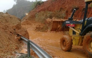 Factor. Las precipitaciones en la sierra retrasa mucho las obras que se hacen para construir una carretera.