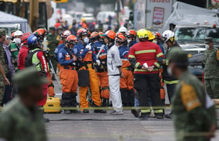 El objetivo principal del Equipo de Búsqueda y Rescate Japonés es 'salvar vidas dentro de un ambiente urbano, tal como un edificio colapsado', detalla la JICA. (EFE)