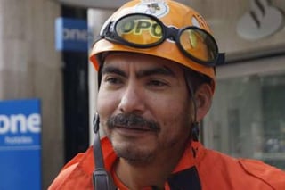 Ayuda. Cervantes es integrante de 'Topos' Azteca Birta Noreste tras acudir a México se informó que rescató a dos personas.