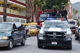 Acercamiento. Policía de Torreón busca acercamiento con Uber y otras empresas para prevenir delitos de choferes. (ARCHIVO)