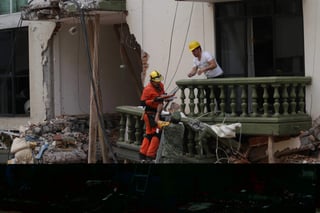 Chinos, europeos y sudamericanos fueron víctimas del terremoto. (ARCHIVO)