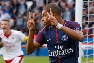 Mbappé, que ha formado en el París Saint-Germain uno de los tridentes ofensivos más temidos de Europa junto a Neymar y el uruguayo Edinson Cavani, asumió que tiene que mejorar, sobre todo 'en defensa'.
