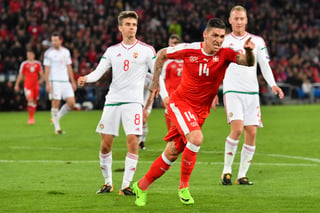 Suiza cumplió ante Hungría y ganó 5-2 para depender de sí mismo en la última jornada del grupo B, que vivirá una final en Portugal con un partido de infarto frente al cuadro de Cristiano Ronaldo.