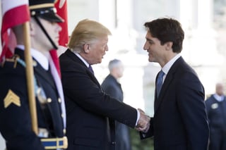 Encuentros. Trudeau será el orador principal en la Cumbre 2017 Fortune Mujeres más Poderosas y luego verá a Trump. (ARCHIVO)
