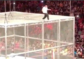 Estrella de WWE sufre aparatoso accidente durante show