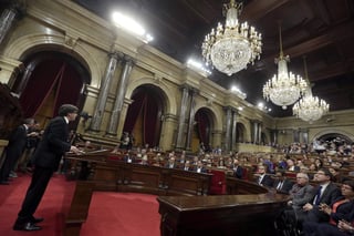 El presidente pidió suspender la declaración de independencia para entablar negociaciones con el Estado español. (EFE)