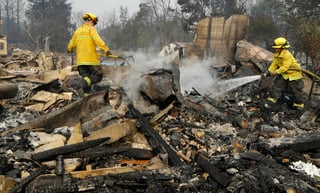 Condados. Las 13 víctimas mortales se registraron en Sonoma, Mendocino, Napa y Yuba. (AP)