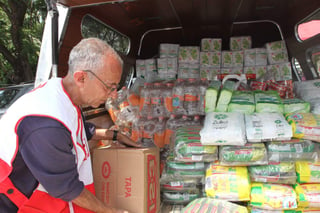 Cruz Roja Mexicana ha enviado más de 3 mil 122 toneladas de ayuda humanitaria que han beneficiado a más de 780 mil 500 personas en diversas comunidades. (ARCHIVO)