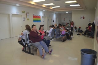 Molestia. Hay inconformidad por parte de los usuarios del Hospital General de Torreón debido a la falta de insumos y medicamentos. En algunas ocasiones, ellos tienen que comprar su medicina. 