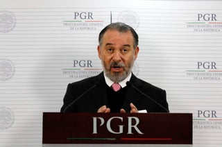 Ante la Jucopo, Raúl Cervantes presentó su renuncia como titular de la PGR. (ARCHIVO) 