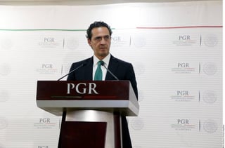 Relevo. El subprocurador Jurídico y de Asuntos Internacionales, Alberto Elías Beltrán, asume el cargo de la PGR. (AGENCIA REFORMA)   