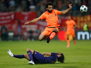 Mohamed Salah anotó dos tantos en la paliza del Liverpool. (AP)
