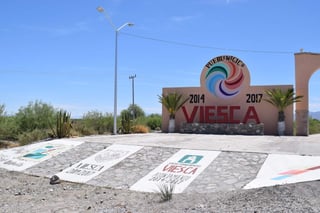 El mandatario estatal añadió que se terminó la construcción de la carretera Viesca-Parras, que representa ahora una ruta rápida y segura para el traslado de personas y mercancías entre ambas localidades de La Laguna y la Región Sureste. (ARCHIVO)