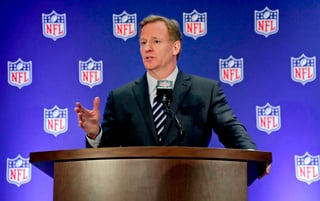 Roger Goodell, comisionado de la NFL, habló ayer en una conferencia de prensa. (AP)