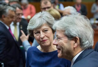 En la sede de la UE en Bruselas, May enfrenta a 27 contrapartes que han frustrado su objetivo de poner rápido fin a la primera etapa de las conversaciones sobre el 'Brexit'. (EFE)