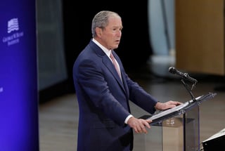 “El libre comercio ayudó a Estados Unidos a convertirse en una potencia global”, aseguró Bush en un discurso ofrecido en Nueva York. (AP)