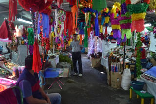 Reubicación. A partir de este año el Mercado Navideño estará en el parque La Esperanza. (EL SIGLO DE TORREÓN)