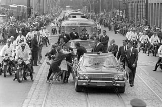 Los Archivos Nacionales tienen plazo hasta el jueves para dar a conocer los documentos restantes sobre el asesinato de Kennedy en 1963. (ESPECIAL)