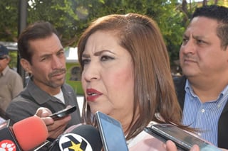 Propuestas. Alcaldesa María Luisa González Achem presentó propuestas de obra e infraestructura ante dependencias federales. (CORTESÍA)