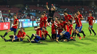 La selección española venció 3-1 a Mali y llegó a su cuarta final de un Mundial Sub-17, la 'Furia' nunca ha ganado el título en la categoría. (EFE)