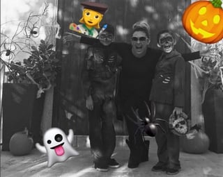 A pesar de que la artista es muy cuidadosa con su vida privada y sobre todo de sus hijos Miguel y Danie, igual decidió compartir con sus seguidores parte del festejo que los niños tuvieron en este Halloween. (AGENCIA MÉXICO)