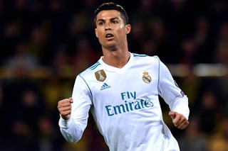 Cristiano Ronaldo recibió ayer el premio al mejor goleador del mundo.
