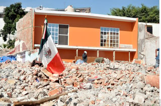 Gastos. Damnificados en Jojutla por sismo acusan que, para demoler casas dañadas, sujetos piden  mil.