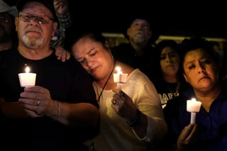 Al menos 26 personas murieron y una veintena resultaron heridas, algunas de gravedad, tras un tiroteo sucedido en la iglesia de una pequeña comunidad de Texas. (AP)