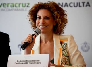 Elementos. Karime Macías Tubilla ha sido acusada como corresponsable en la defraudación en el DIF estatal. (EL UNIVERSAL)