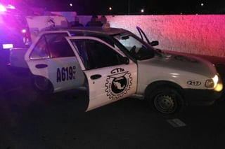 Muerto. Un hombre fue encontrado al interior de la cajuela de un taxi en Gómez Palacio. 
