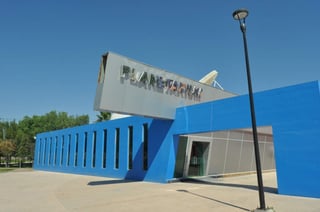 Mañana arrancará el séptimo curso de Astronomía que organiza el Planetarium Torreón, con apoyo de la Sociedad Astronómica de La Laguna. Será sin costo y la invitación va dirigida a mayores de 12 años de edad. (ARCHIVO)
