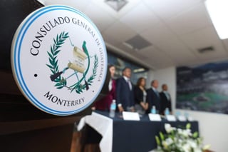 Además de la asistencia técnica a los guatemaltecos que viven en el exterior, el consulado impulsará la promoción económica, cultural, comercial y la parte de la migración irregular, dijo. (TWITTER)