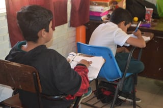 Programa. El PETC se orienta a desarrollar una nueva escuela con una jornada escolar de entre 6 y 8 horas diarias. (ANGÉLICA SANDOVAL)
