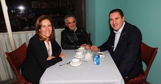 El encuentro se dio en un restaurante en la Ciudad de México donde conversaron ampliamente sobre las cuestiones electorales. (ESPECIAL)