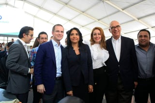 El partido Acción Nacional avaló por mayoría la coalición del Frente Ciudadano por México que conforma PRD, Movimiento Ciudadano (MC) y el blanquiazul, rumbo al proceso electoral de 2018. (ARCHIVO)