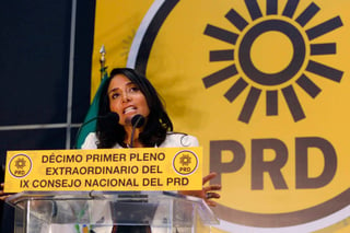 La presidenta nacional del Partido de la Revolución Democrática (PRD), Alejandra Barrales Magdaleno, será relevada de su cargo el próximo 9 de diciembre. (ARCHIVO)