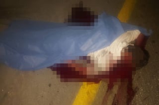 Fallecido. El hombre fue localizado cerca de las tres de la mañana sobre el periférico Raúl López Sánchez de Torreón. (EL SIGLO DE TORREÓN) 