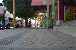 Obra. Realizarán otros dos proyectos similares al que está a punto de terminar en la avenida Sarabia en otras dos calles. (ARCHIVO)