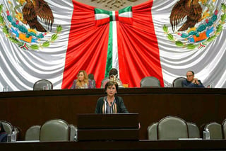 Apoyo. La diputada federal, Rocío Rebollo Mendoza presentó una propuesta para beneficiar a los trabajadores afiliados al IMSS. (EL SIGLO DE TORREÓN)
