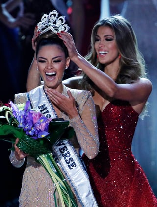 Demi-Leigh Nel-Peters se coronó como Miss Universo. (AP)